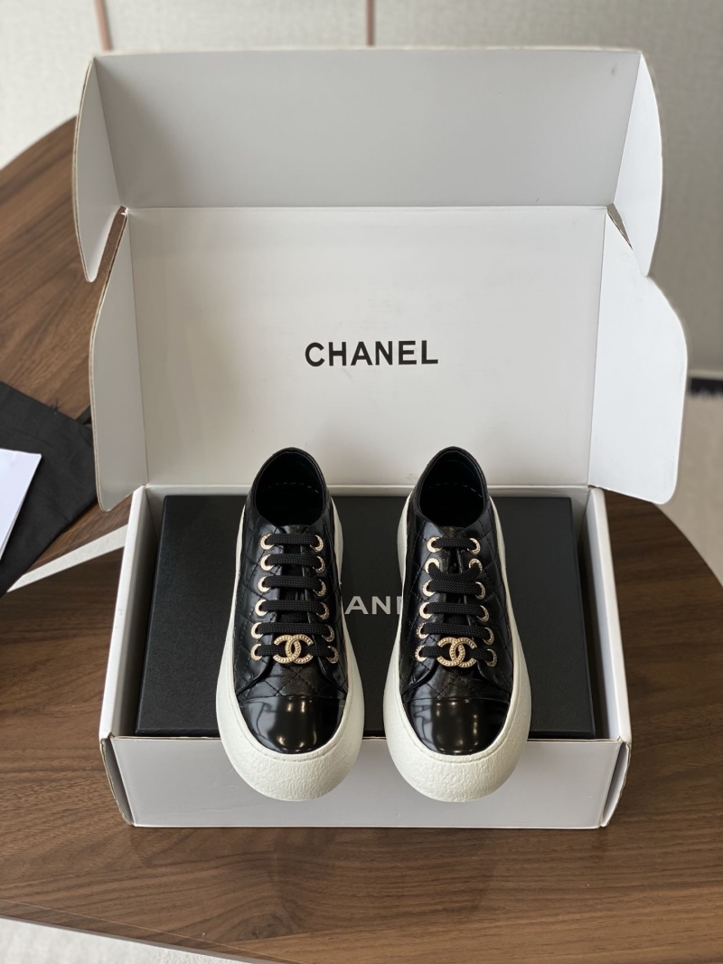 Ch**el sport shoes